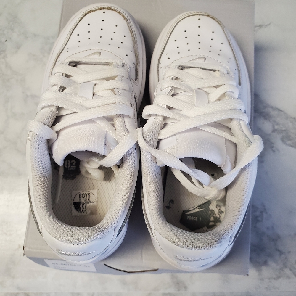 Nike air force 1's grade school size 11 - Picture 9 of 9